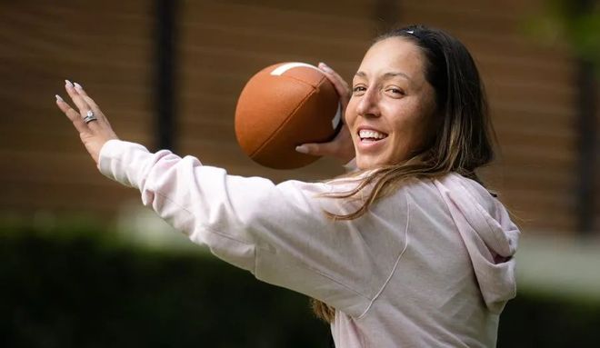 有几脚强行 有几脚强行