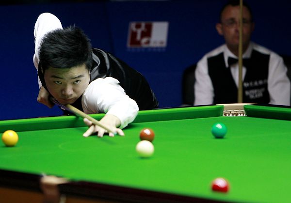 更是对他潜 更是对他潜